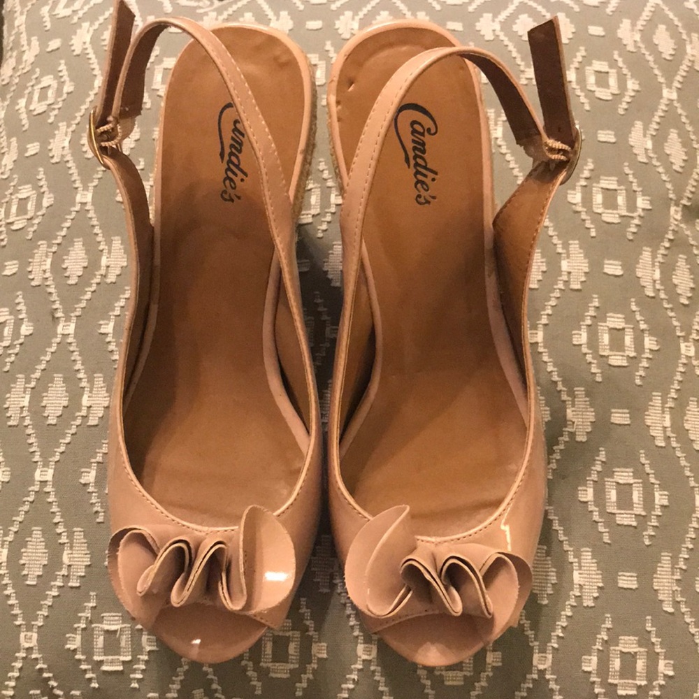 Candie’s Wedges